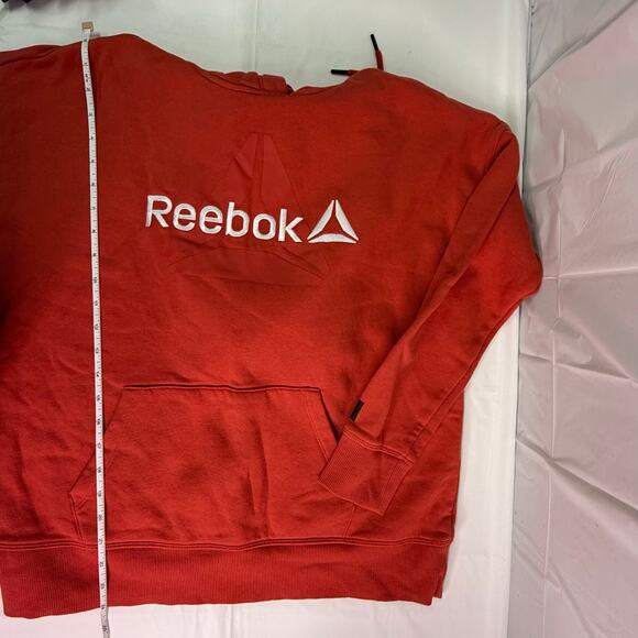 Reebok Red Hoodie Women’s Small Pullover Sweatshirt Logo Front - Picture 2 of 10